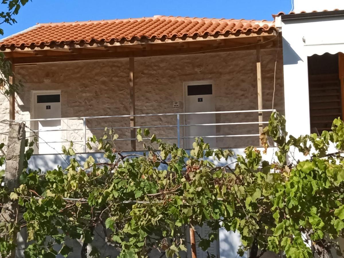 Tolis Rooms Himare Eksteriør bilde