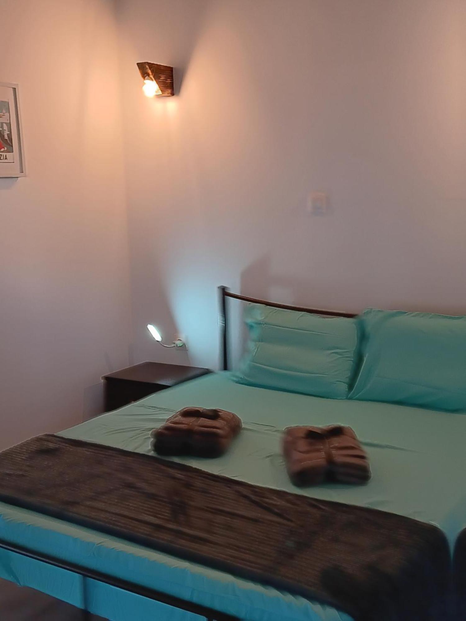 Tolis Rooms Himare Eksteriør bilde