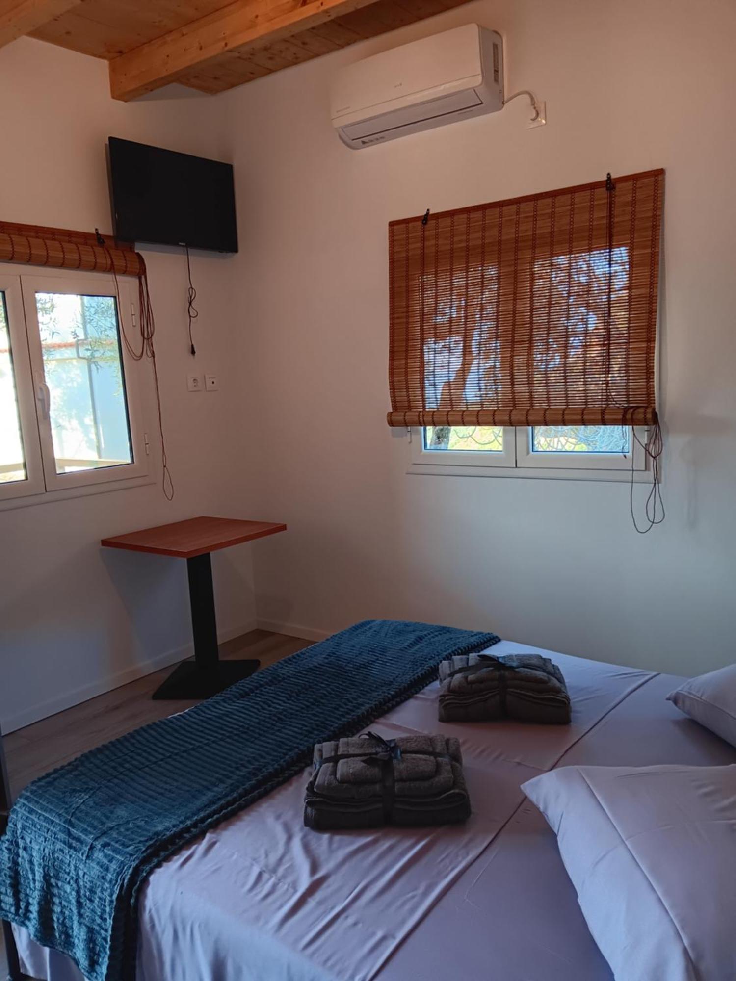 Tolis Rooms Himare Eksteriør bilde