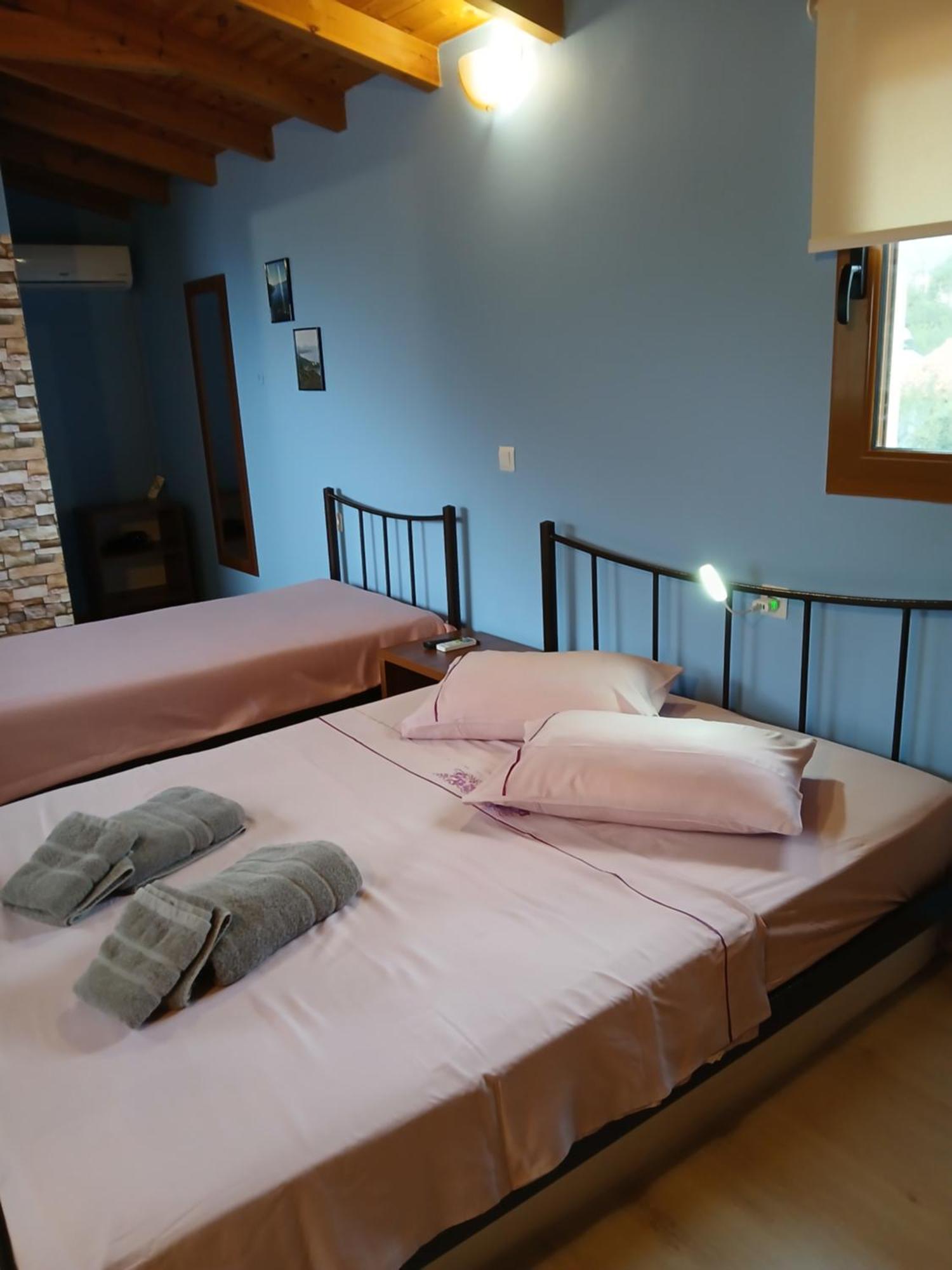 Tolis Rooms Himare Eksteriør bilde