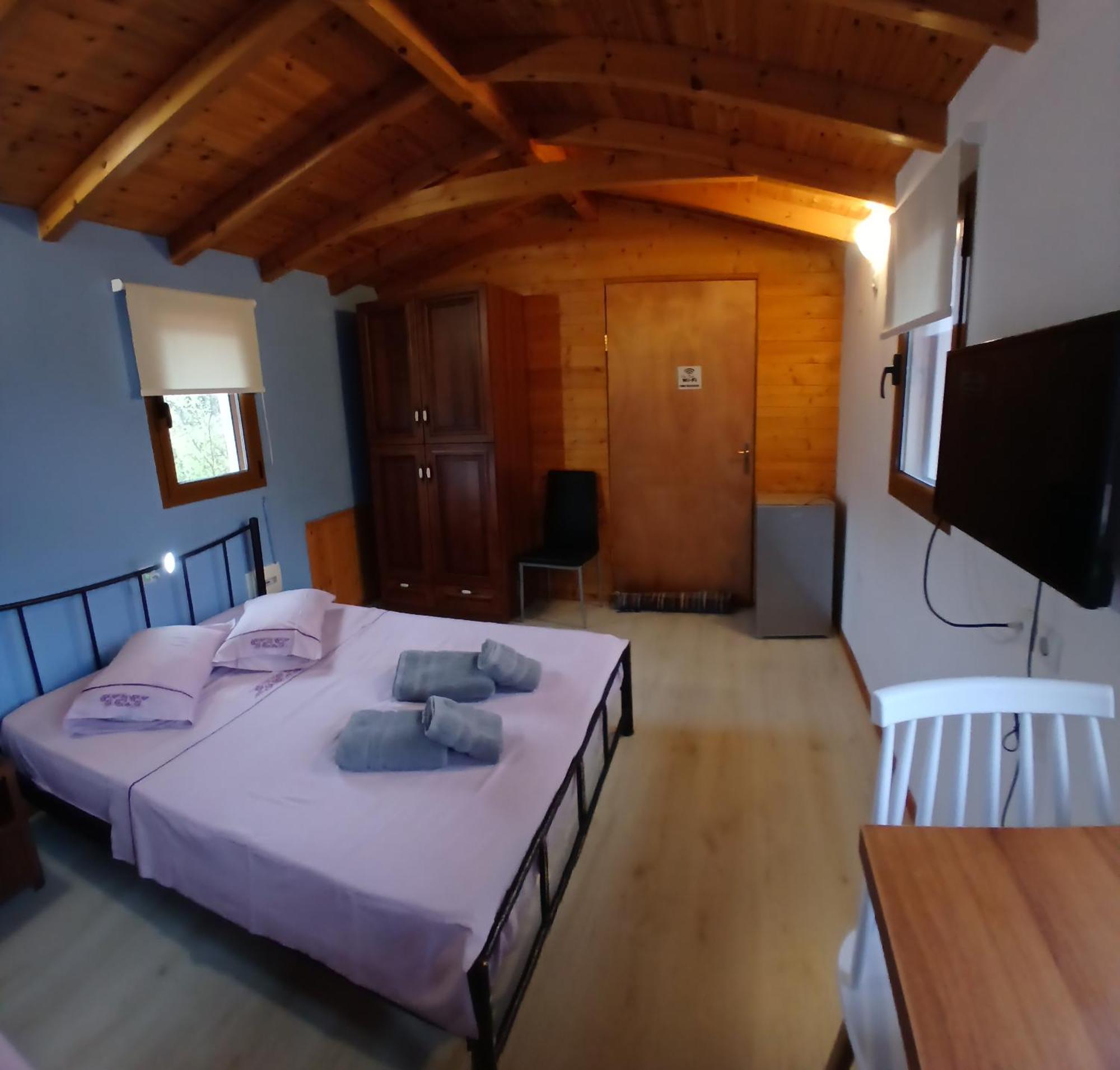 Tolis Rooms Himare Eksteriør bilde